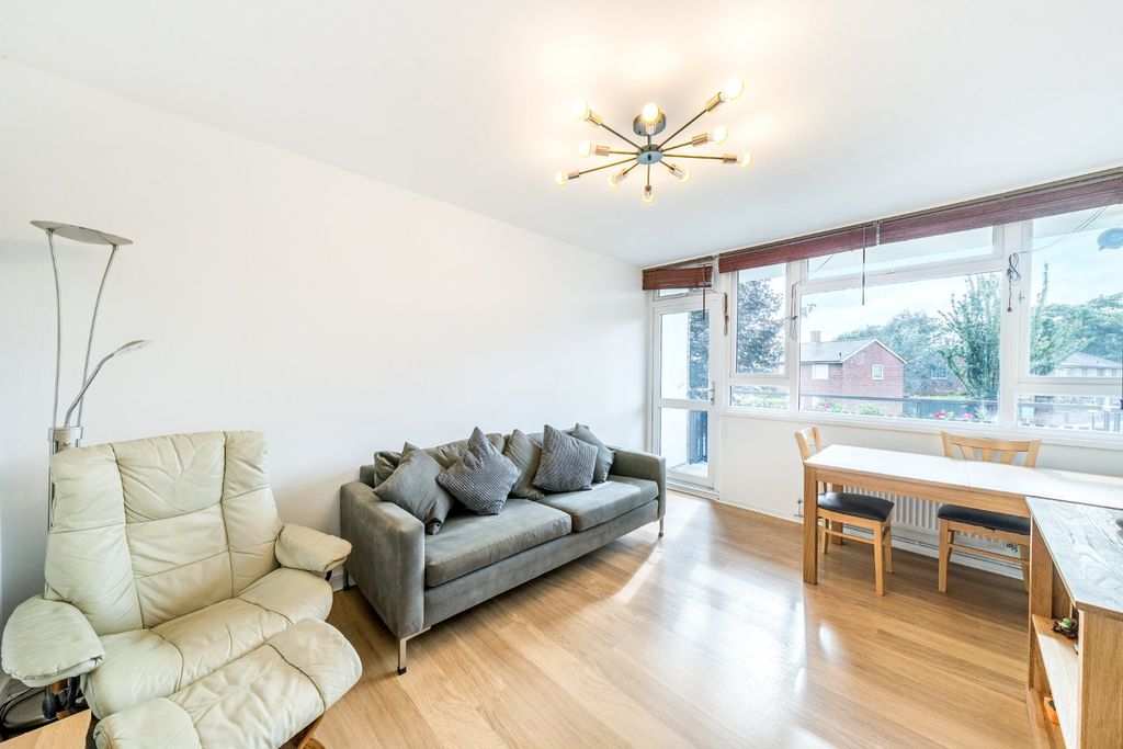 Property photo 1 of 7 Picture No. 06