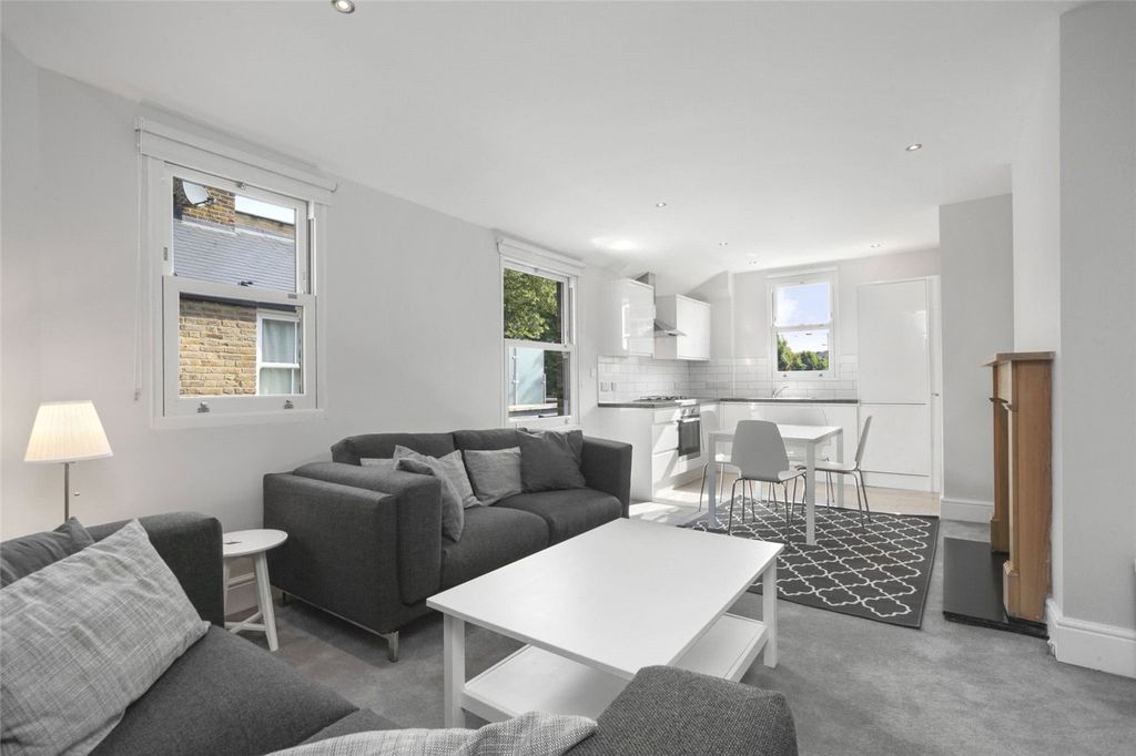 Property photo 2 of 11 Picture No. 04