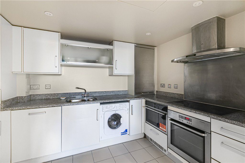 Property photo 3 of 24 Kitchen