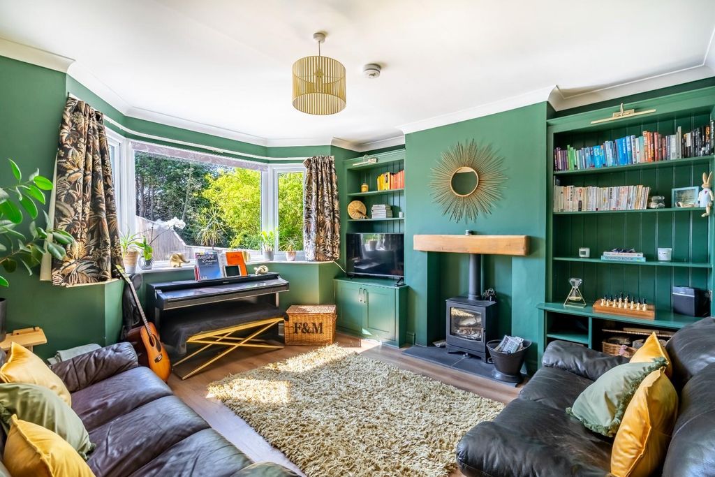 Property photo 2 of 29 Living Room