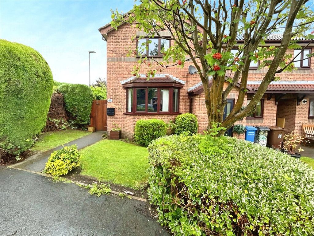 Property photo 1 of 8 Front