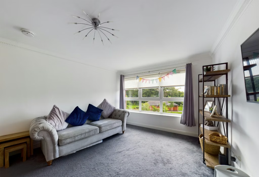 Property photo 3 of 10