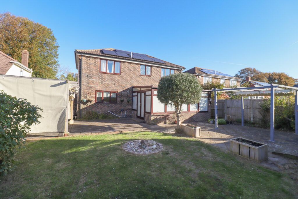 Property photo 2 of 16