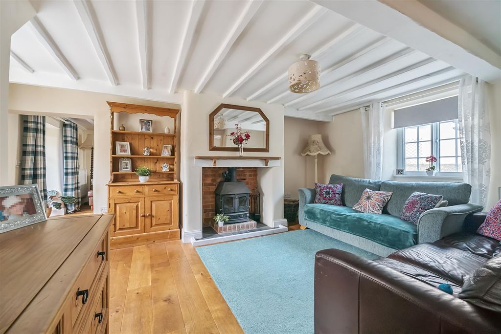 Property photo 2 of 16