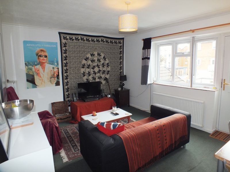 Property photo 2 of 19 Photo 3