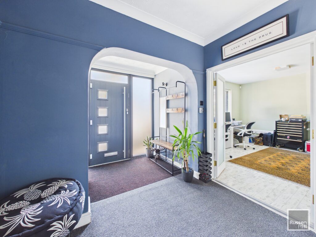 Property photo 2 of 30