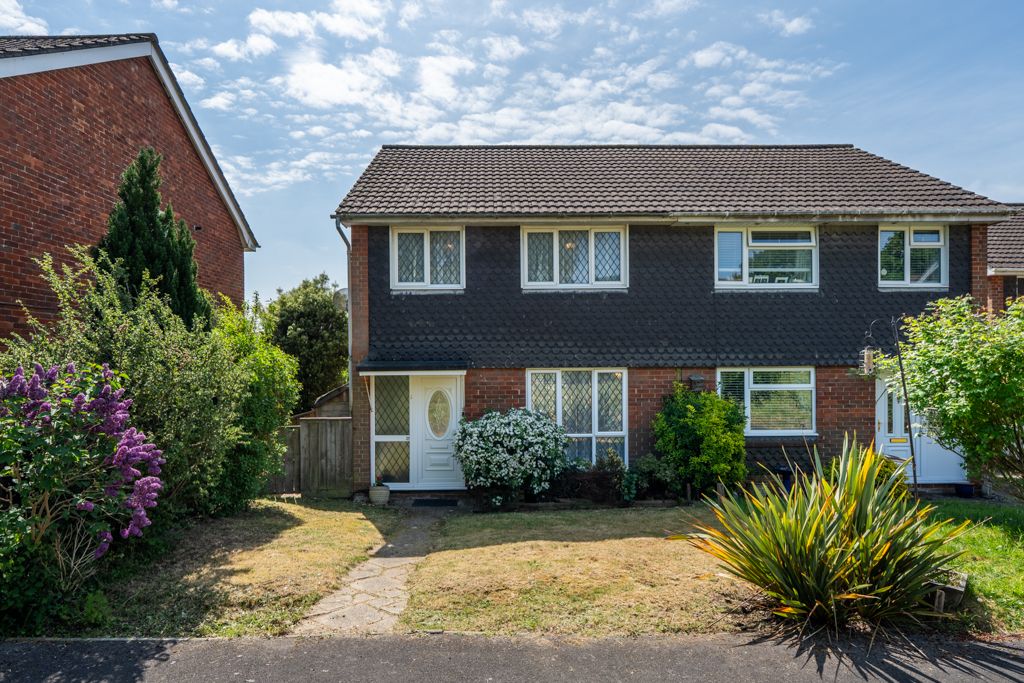 Property photo 1 of 18