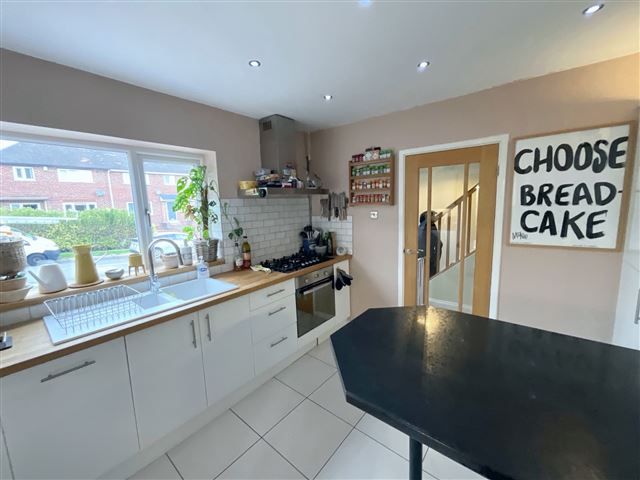 Property photo 3 of 21 Kitchen