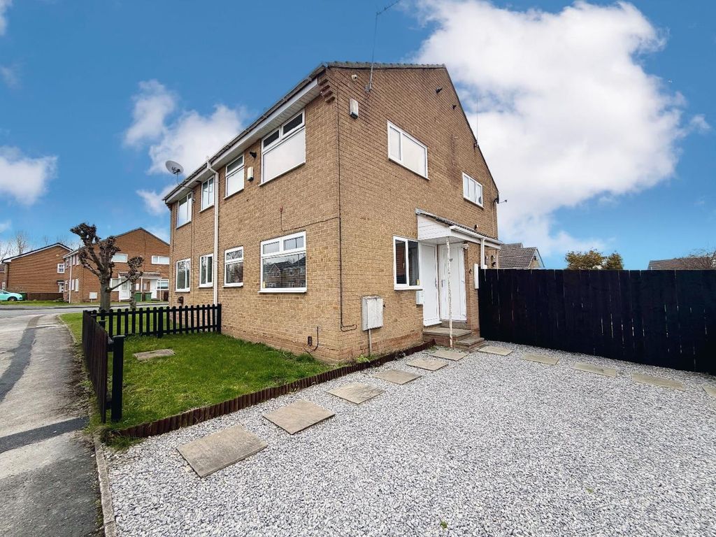 Property photo 1 of 6 External