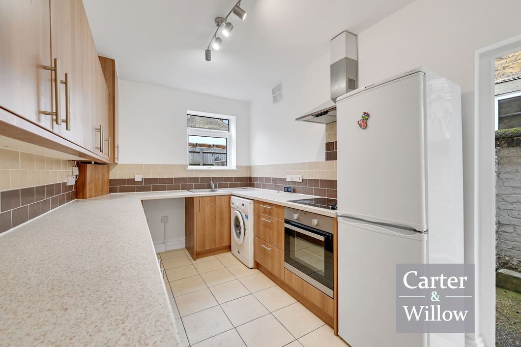 Property photo 3 of 13