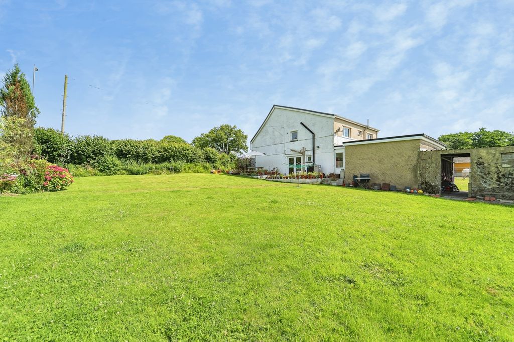 Property photo 1 of 32 Pbox-Img.Jpg