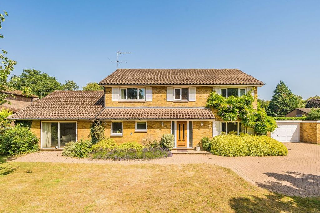 Property photo 1 of 9