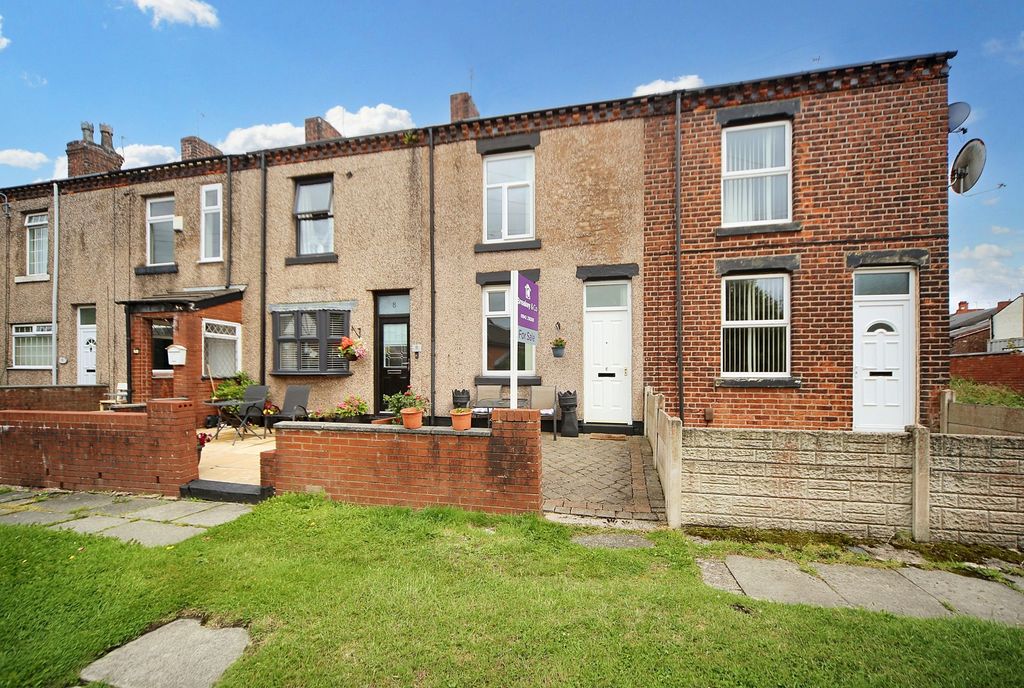 Property photo 1 of 16