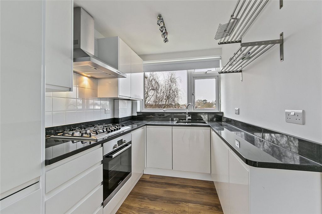 Property photo 2 of 7 Picture No. 02