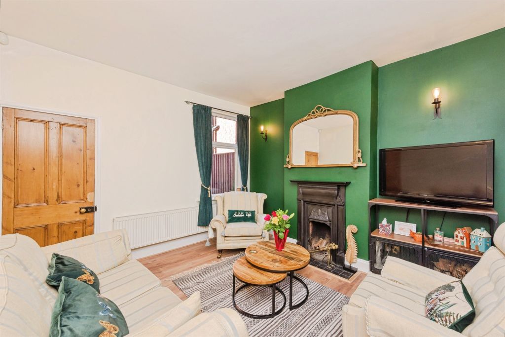 Property photo 2 of 16