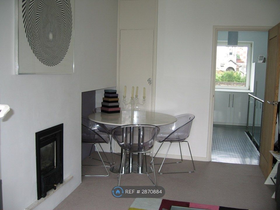 Property photo 2 of 7 Lounge / Dining Area To Halway