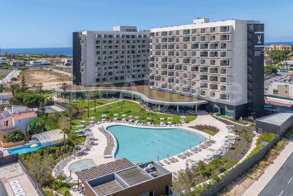 Property photo 1 of 40 Luxury | Elegante T2 Apartment For Sale At Sun Cliffs Resort - Lagos