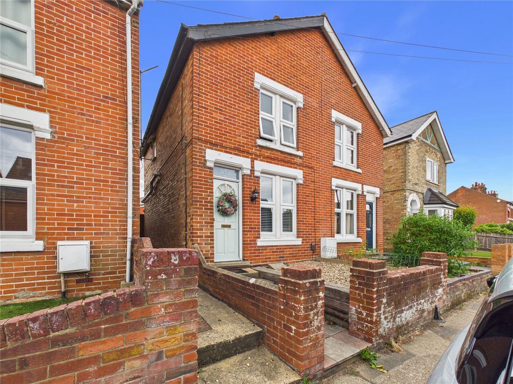 Property photo 1 of 12 Picture No. 04