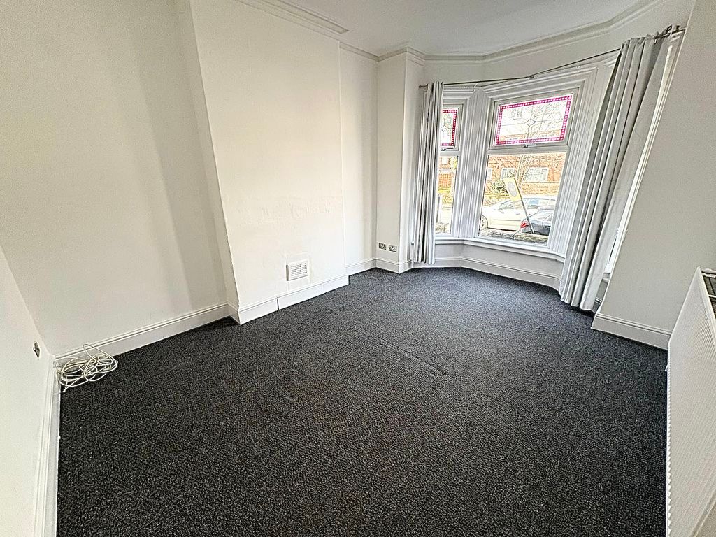 Property photo 2 of 10 Photo 9