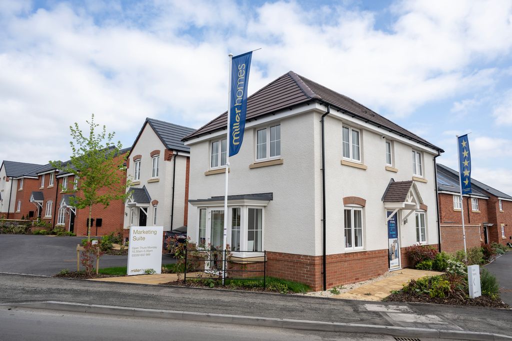 Property photo 1 of 9 Southcrest Plot 5 Eaton