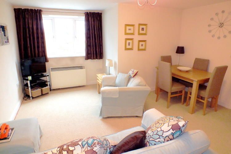 Property photo 2 of 10 Living Room