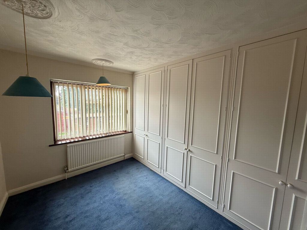 Property photo 3 of 9 South-000861-P-W-76R0Qv8cm.Jpg