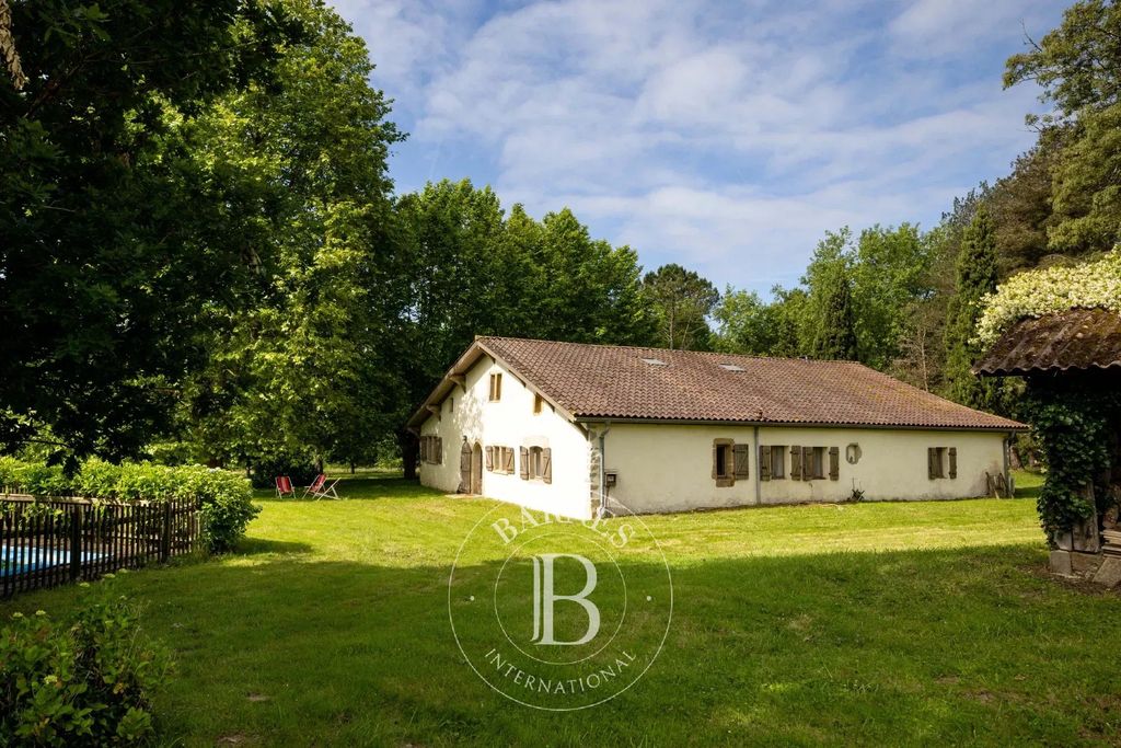 Property photo 1 of 30