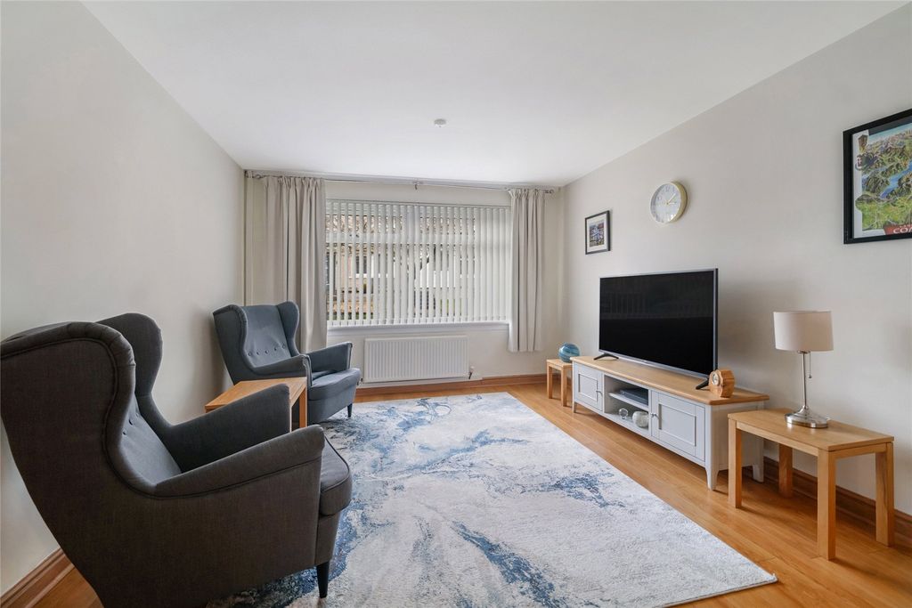 Property photo 2 of 18 Picture No. 26