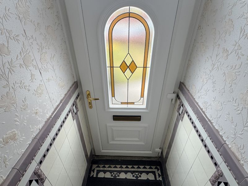 Property photo 3 of 27 Entrance Porch