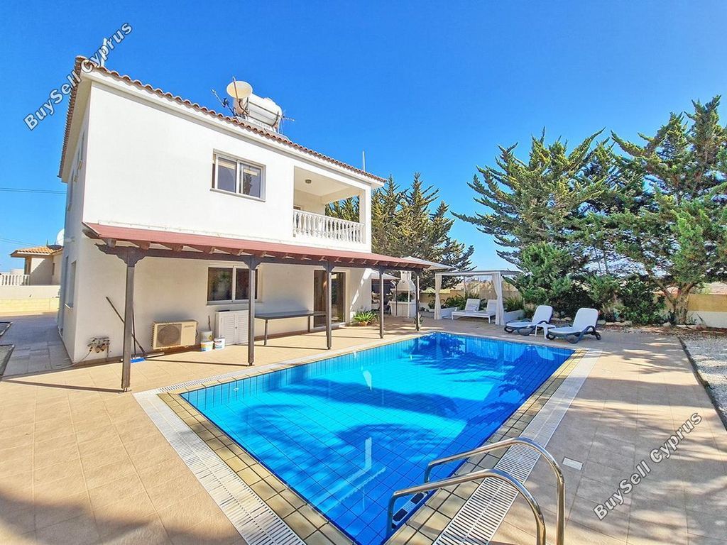 Property photo 1 of 39