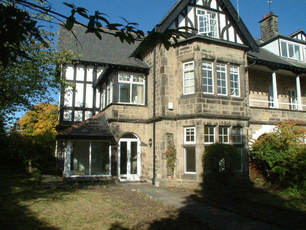 Property photo 1 of 5