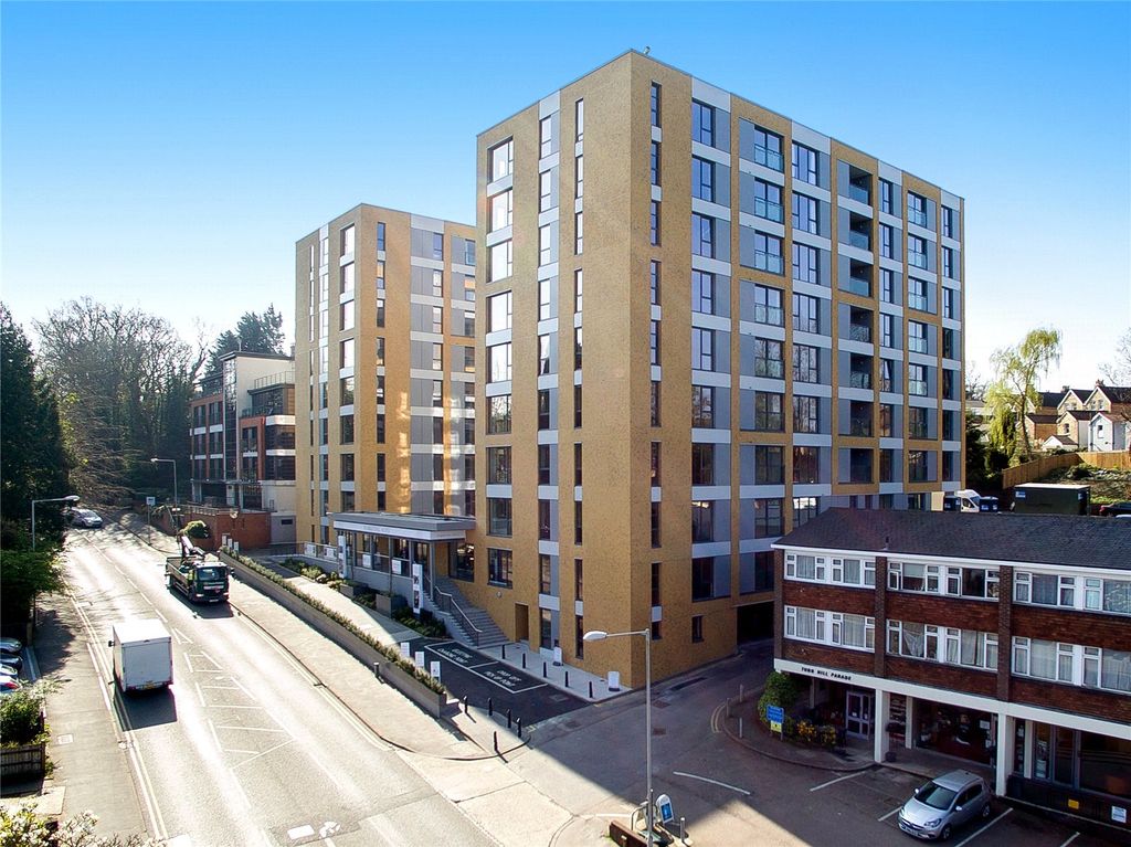 Property photo 1 of 9 Exterior