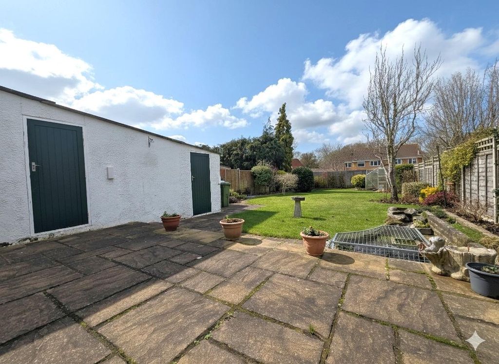 Property photo 2 of 16 Gemini_Generated_Image_Nm2Kg2Nm2Kg2Nm2K.Jpg