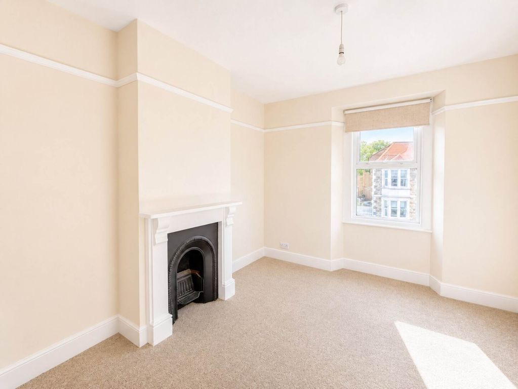 Additional image 5 of 3 bed flat for saleClifton Road, South Ward BS23