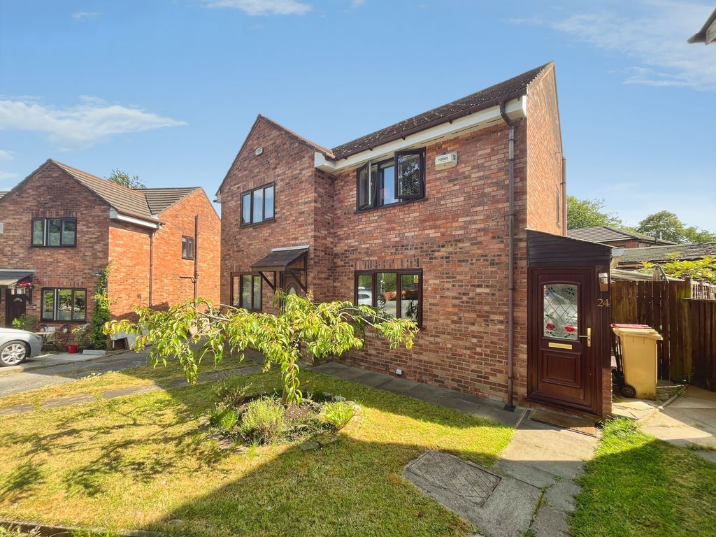 Property photo 1 of 18 External