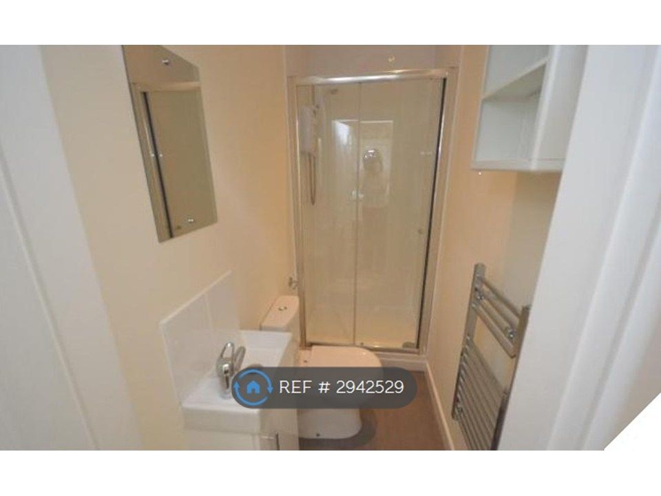 Property photo 3 of 3 Bathroom