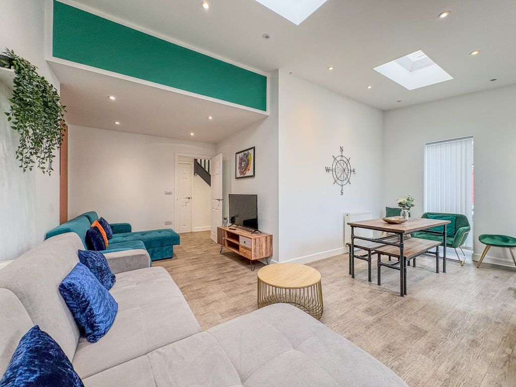 Property photo 3 of 20 5162664