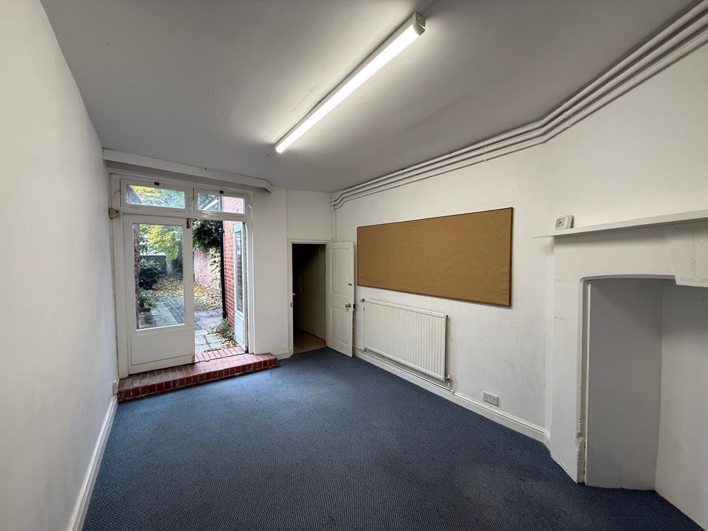 Property photo 3 of 13 Photo 7