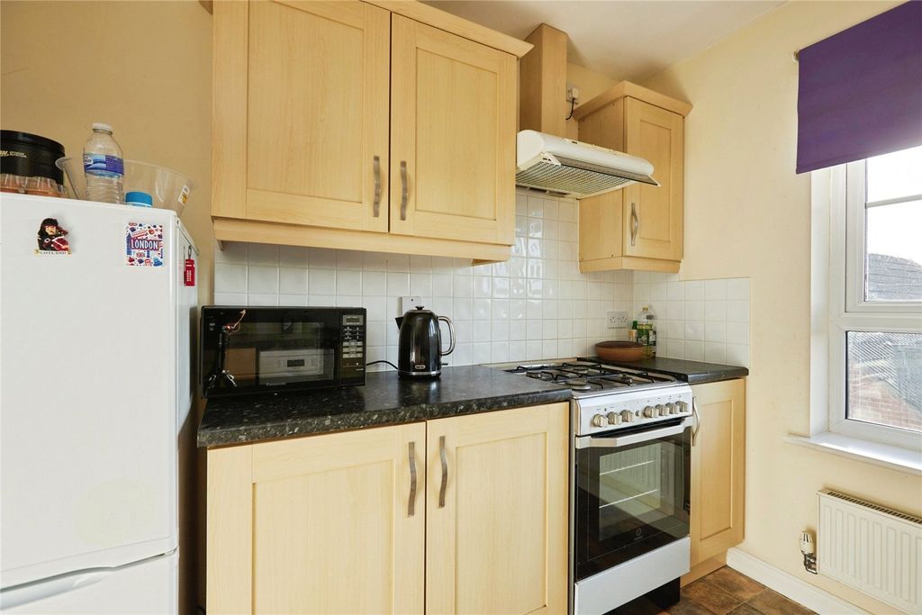 Property photo 3 of 14 Picture No. 13