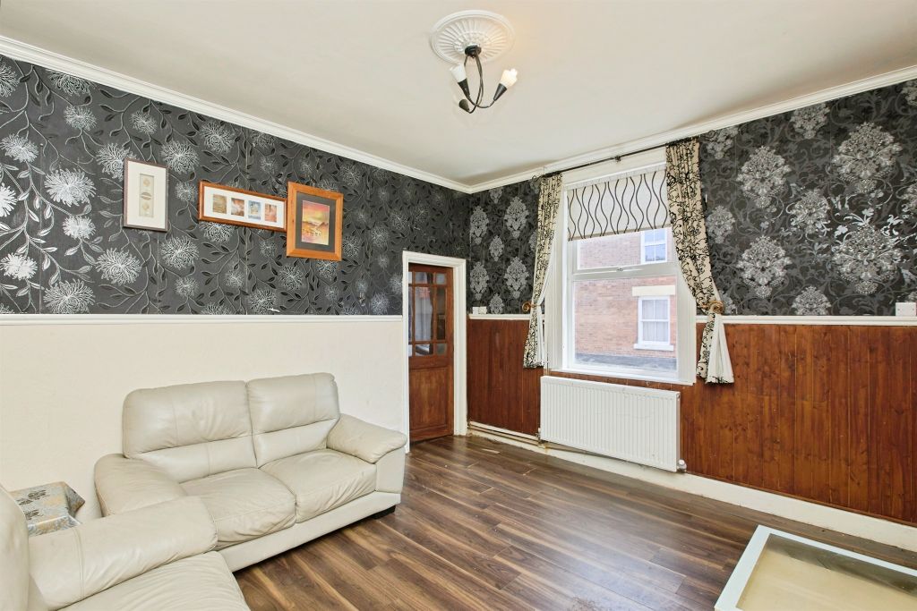 Property photo 2 of 12