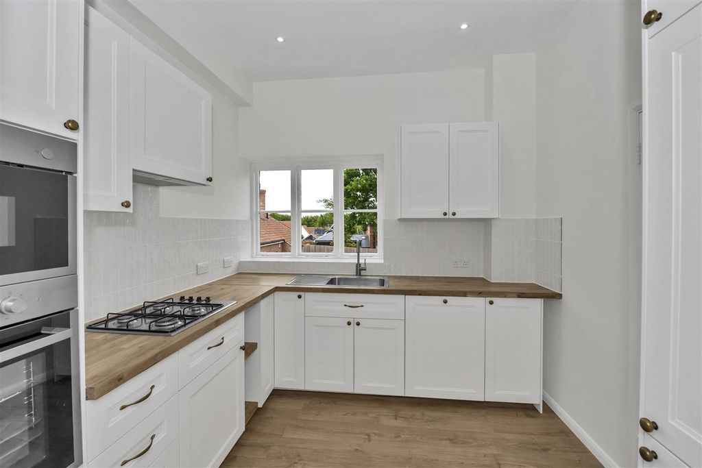 Property photo 2 of 18 Dcp_1476.Jpg