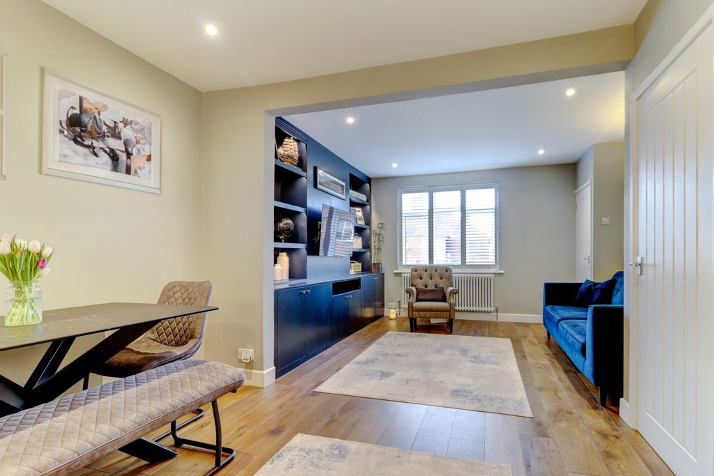 Property photo 3 of 12 Picture No. 16