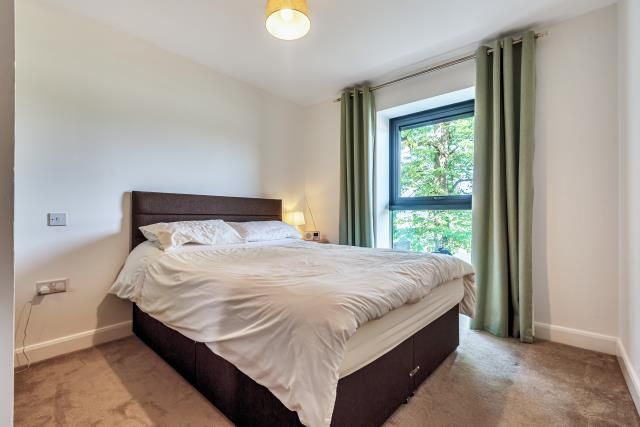 Additional image 5 of 2 bed flat for saleCarruthers Court, Newbury RG14