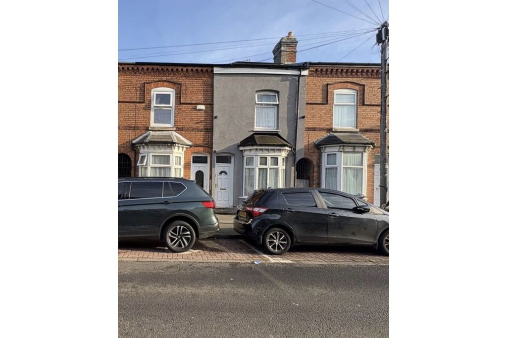 Property photo 1 of 14