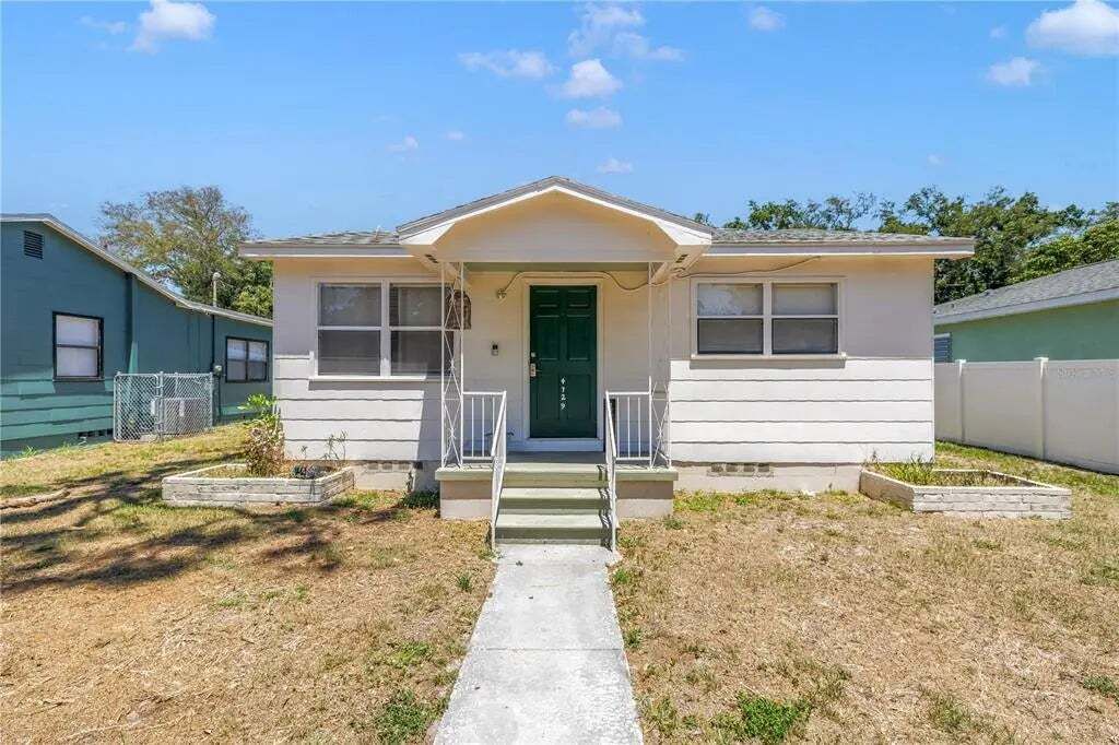 Property photo 1 of 20