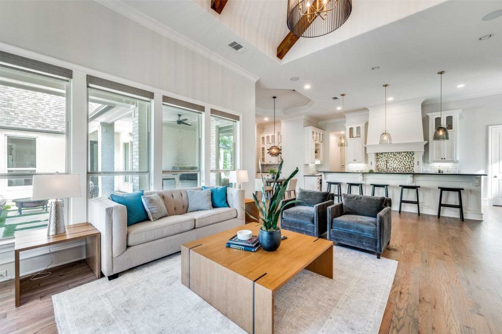 Property photo 2 of 21 <Alttext/>