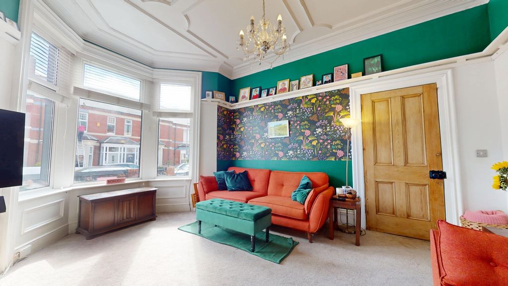 Property photo 2 of 25 4529214