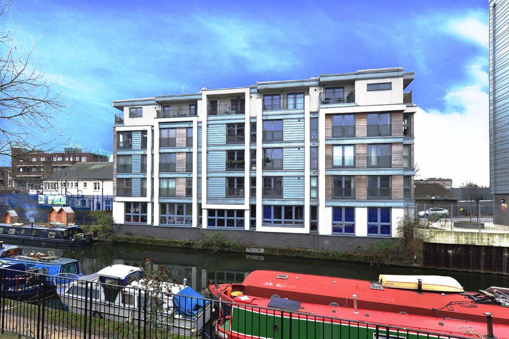 Property photo 2 of 7