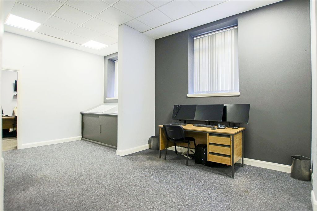 Property photo 3 of 31 3.Jpg