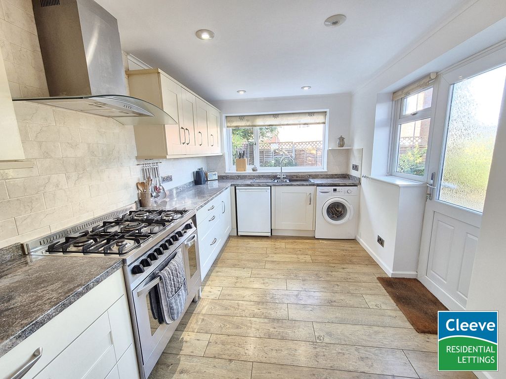 Property photo 2 of 16 1000079457